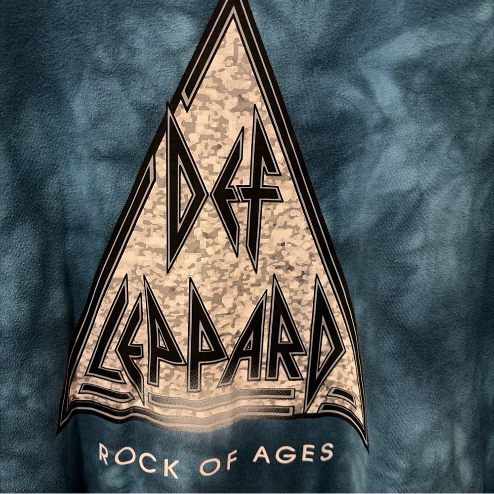 Def Leopard Rock of Ages Tie Dye Blue Shirt Size XL Extra Large - Picture 3 of 7
